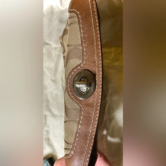 7pc Lux BUNDLE Coach, Michael Kors, Kate Spade, Vera Bradley, VS, Alex & Ani EUC - Picture 11 of 16